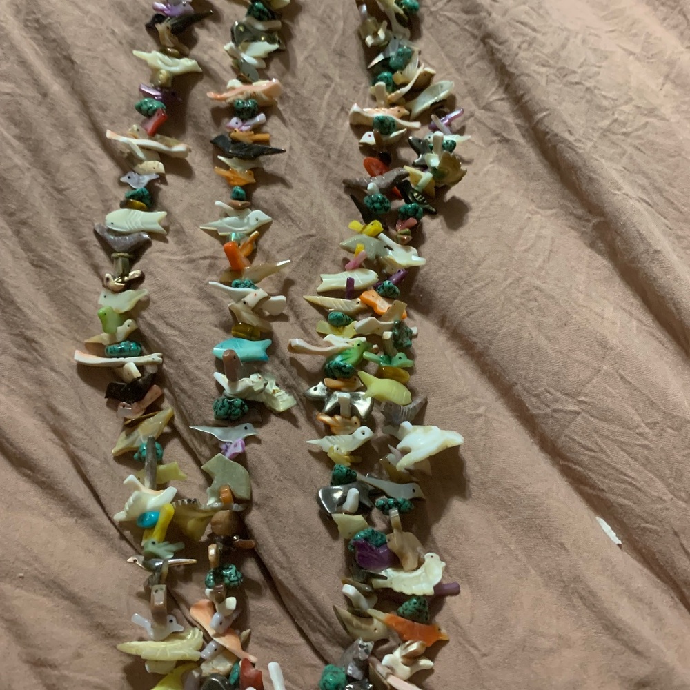 Gorgeous Zuni Vintage Fetish Necklace OOAK